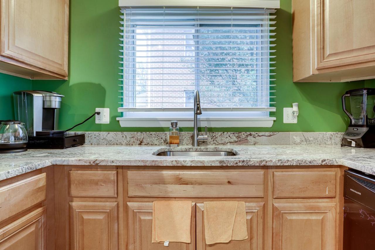 Escape To Our Cozy 3 Bed Rm 2 Bath Unit In Alexandria Va Villa Ngoại thất bức ảnh