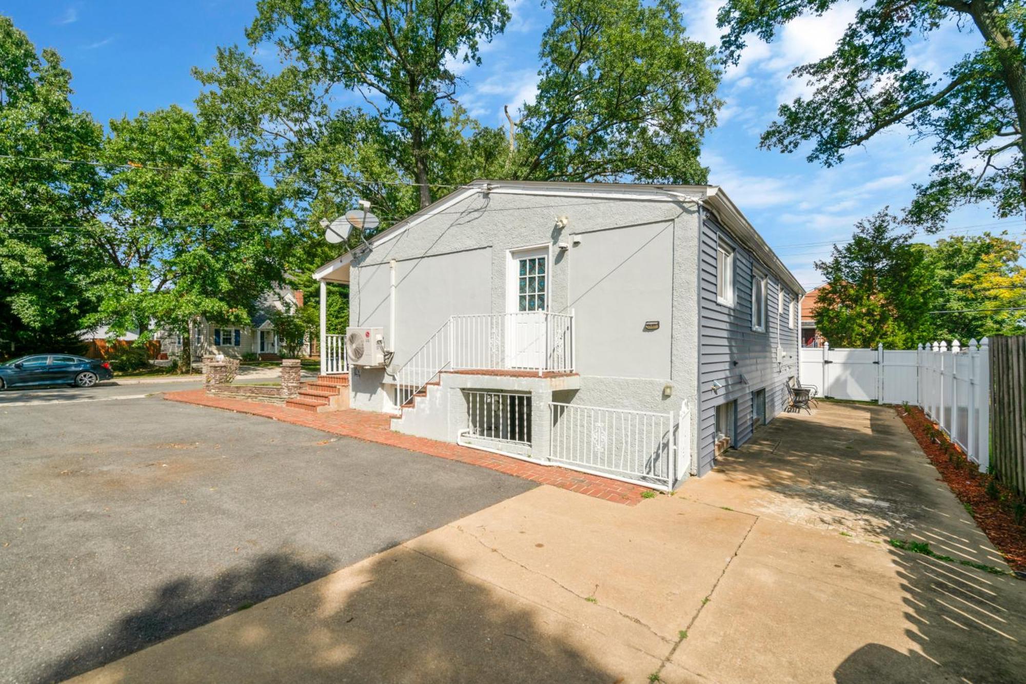 Escape To Our Cozy 3 Bed Rm 2 Bath Unit In Alexandria Va Villa Ngoại thất bức ảnh